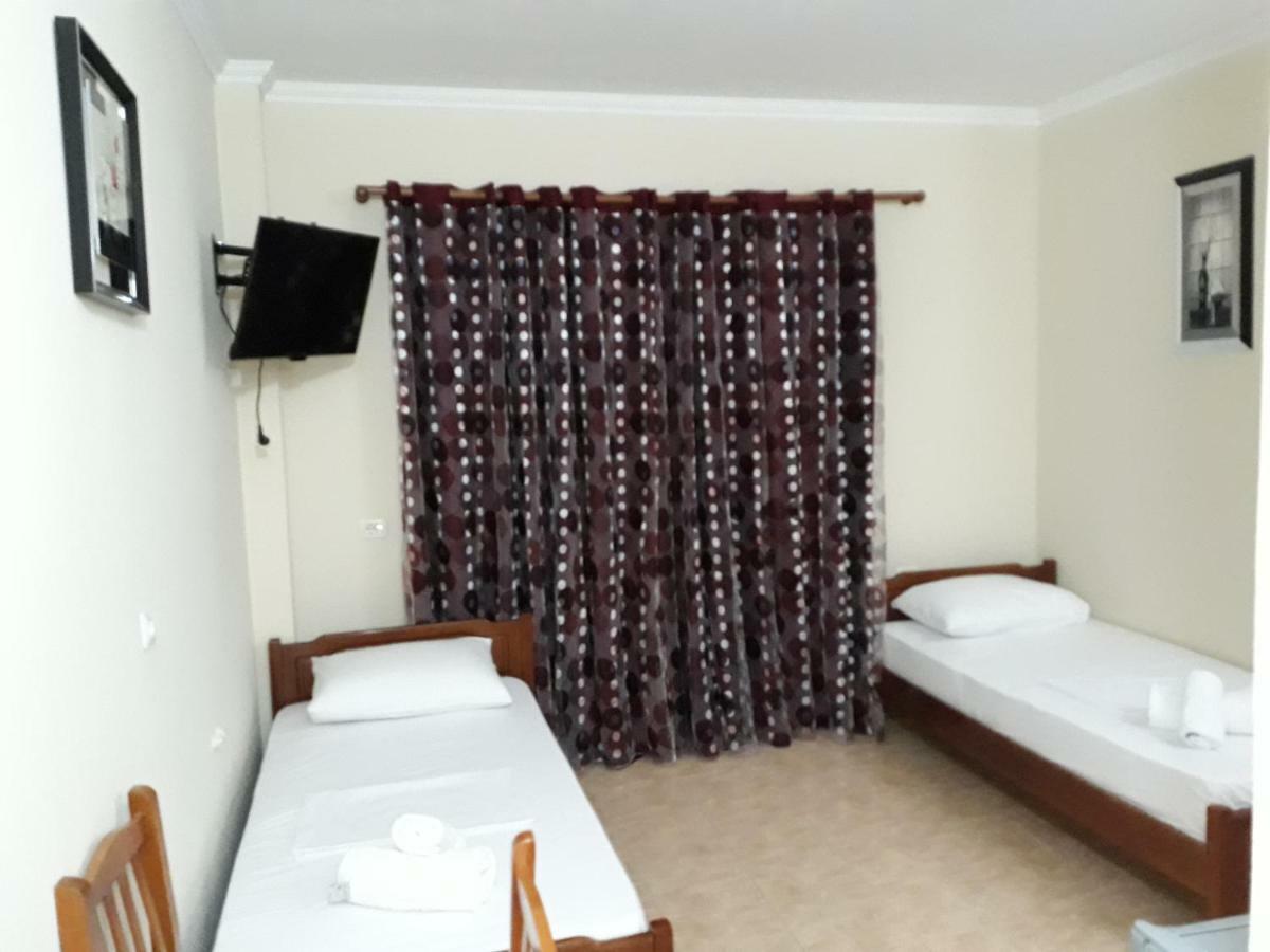 Hotel Primavera Sarandë Eksteriør bilde